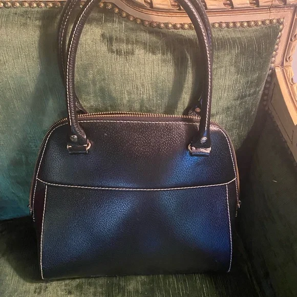 Black leather Kate Spade purse- in like new condition. - Picture 6 of 6